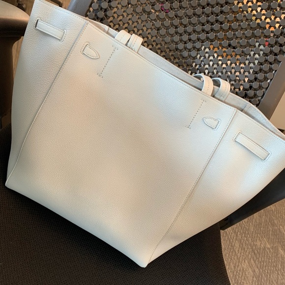 Celine cabas phantom in soft grained calfskin - Picture 2 of 7